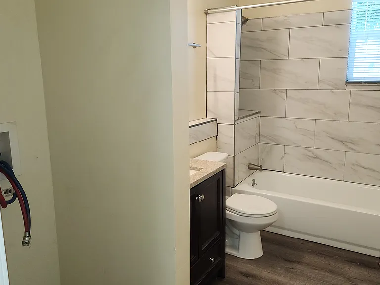 153 E 61st St #1 — Photo 14
