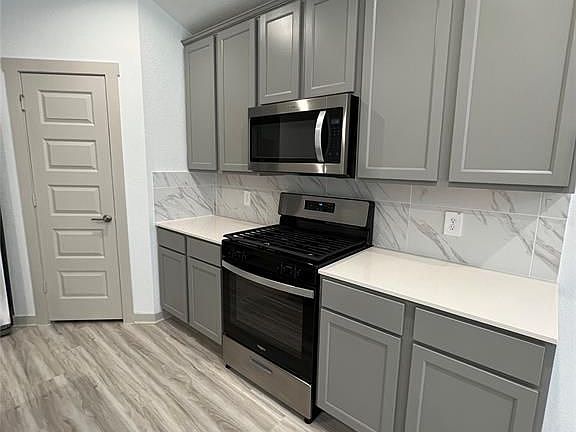 3rd image of 7018 Fleetwood Crescent Way
