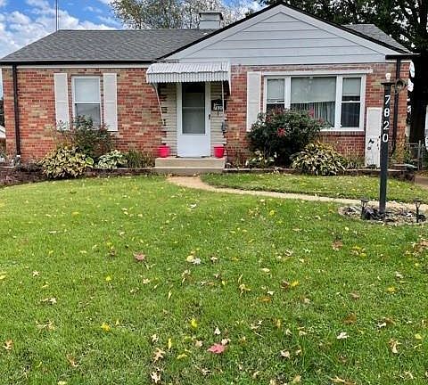 4th image of 7820 Parkwood Dr