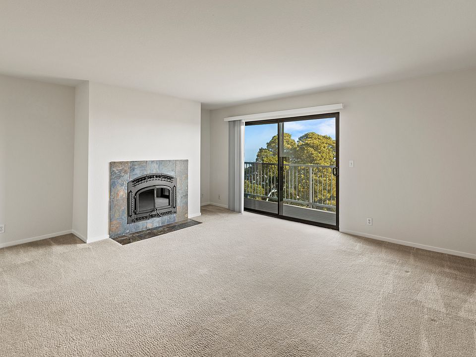 1st image of 125-135 Gardenside Dr #319