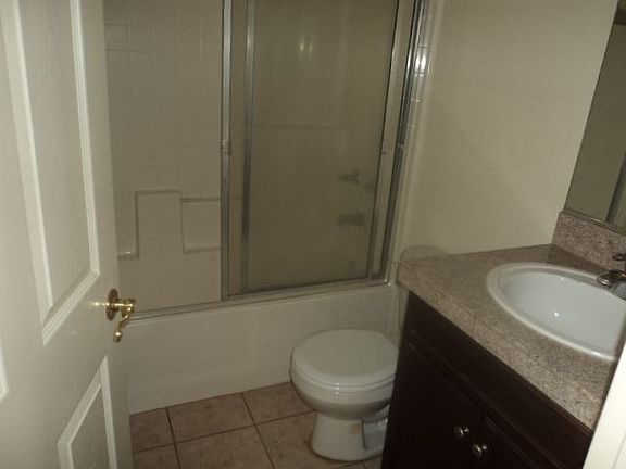 5th image of 10459 Claudia St