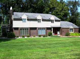 620 Park Rd, Mount Carmel, IL 62863