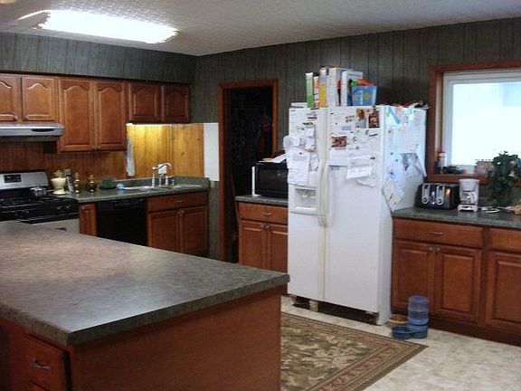 2nd image of 5701 Bayouside Dr
