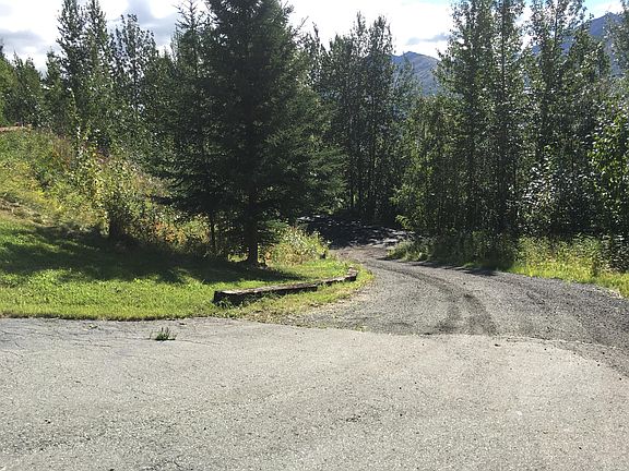 3rd image of 26245 Vallihi Cir