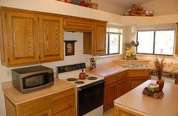 5th image of 10720 Malaguena Ln NE