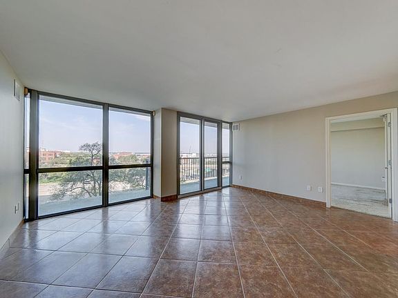 2nd image of 600 Admiral Blvd #5