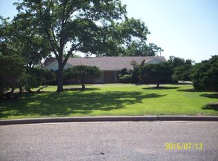 3950 Hi Vu Dr, Abilene, TX 79606