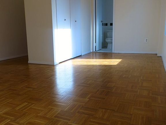 3rd image of 531 E 78th St APT 3C