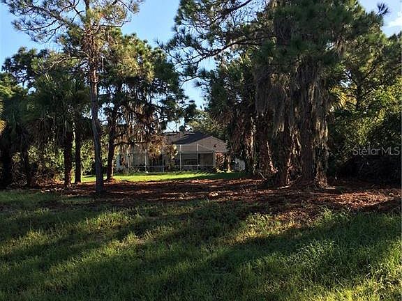 5th image of 11 Pine Valley Ln