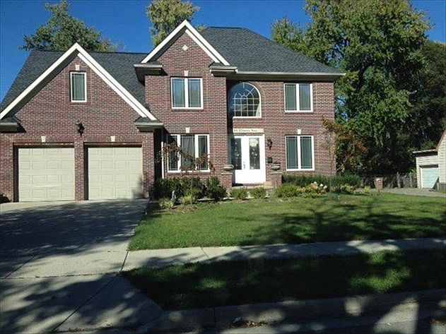 1st image of 44 Illinois Ave