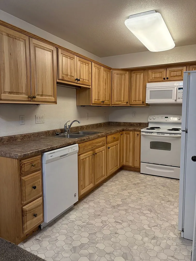 Building Photo - 4355 Oro Blanco Dr