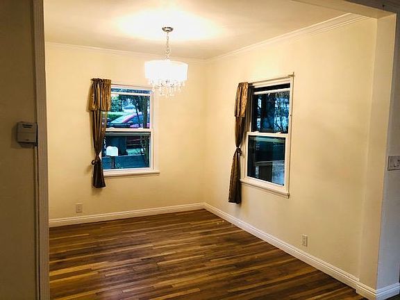 5th image of 56 Suffolk Ave