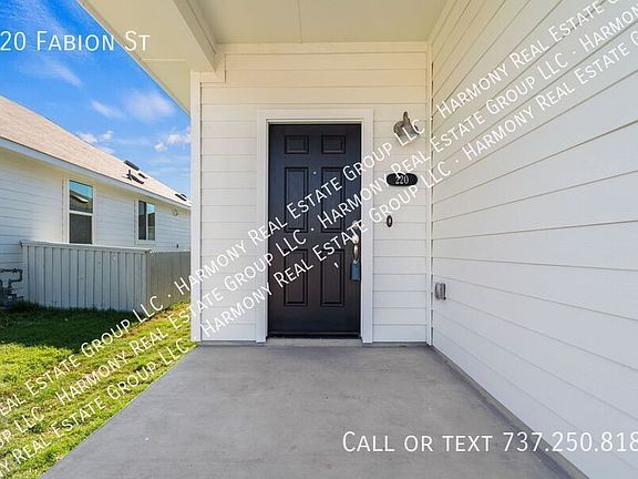 5th image of 220 Fabion St