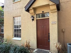 6408 Raleigh St, Orlando, FL