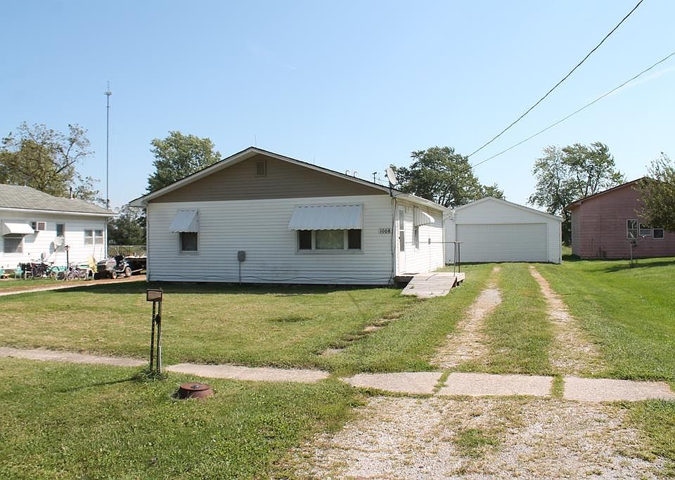 1st image of 1004 N Main St