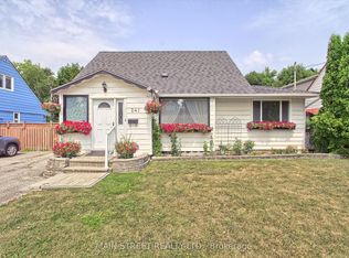 241 Andrew St, Newmarket, ON