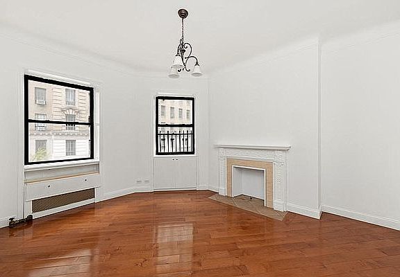 3rd image of 342 W 51st St #2F