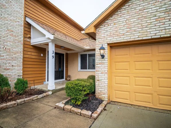 39 Groton Dr, Westerville, OH