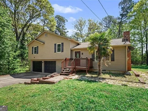 3200 Woodbridge Ct, Snellville, GA 30039