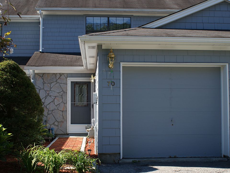 1st image of 70 Jonathan Dr