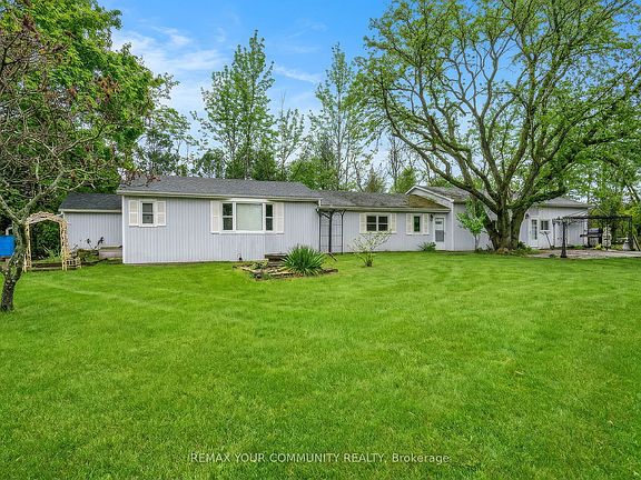 2nd image of 696 Catering Rd S