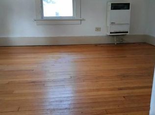 1229 Peck St APT 3, Muskegon, MI 49441