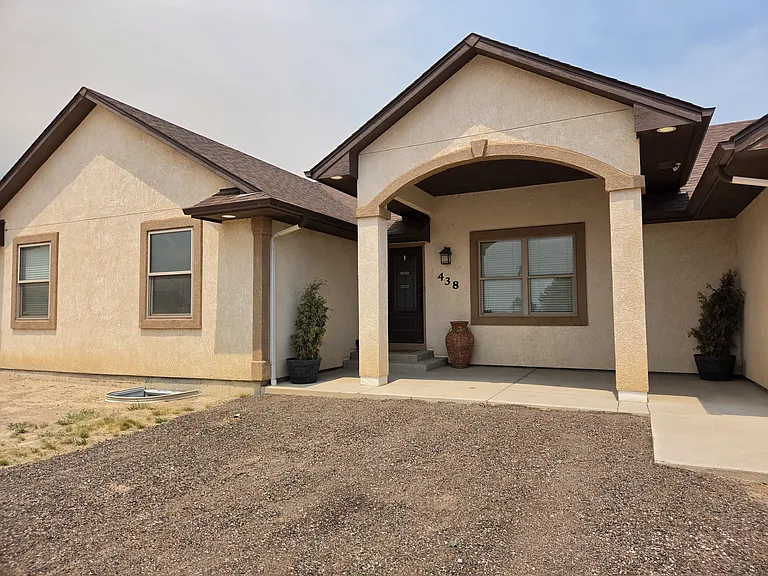 438 N Mitford Dr — Photo 29