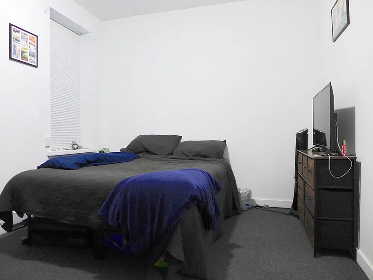 33 Cunard St #5 — Photo 3