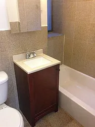 Rented by R New York