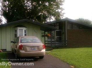 3847 Halsey Pl, Columbus, OH 43228