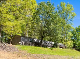 125 Mount Airy Rd, Marshall, NC 28753