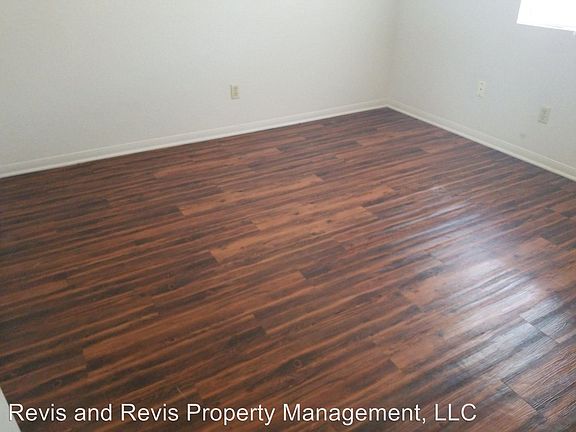 5th image of 1401-B Janis Dr