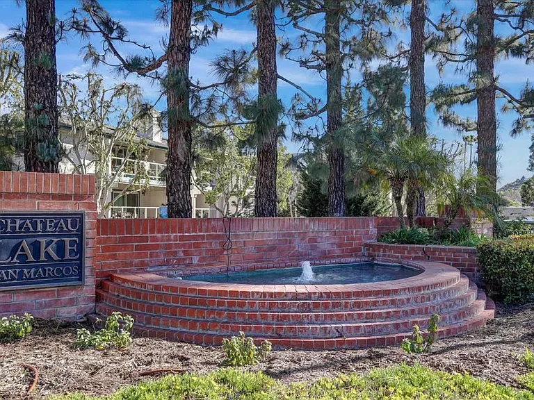 1682 Circa Del Lago #A305 — Photo 19