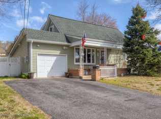 7 Bryant Dr, Jackson, NJ 08527