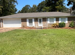 4 Coosa St, Childersburg, AL 35044
