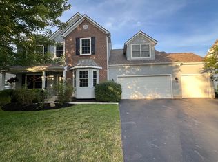 3242 Walkerview Dr, Hilliard, OH 43026