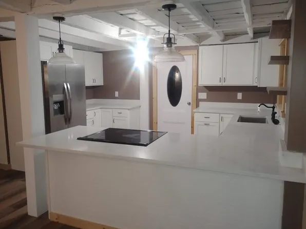 (undisclosed Address), Foster, RI 02825