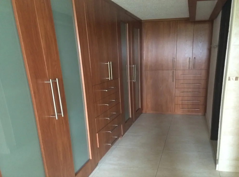 3 bed, $1,875 — Photo 4