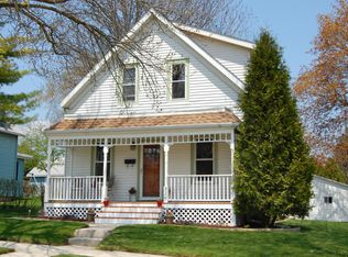 526 W Foster St, Port Washington, WI 53074