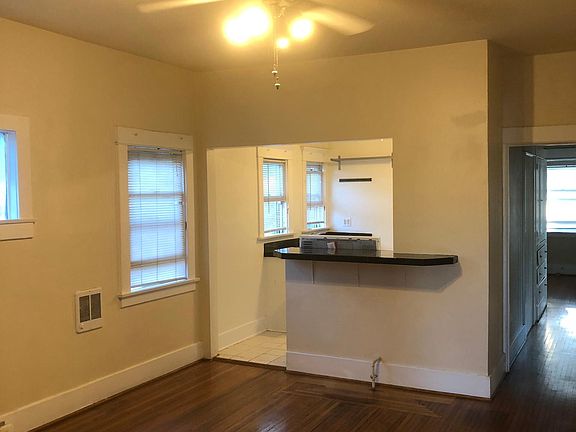 3rd image of 349 Molino Ave
