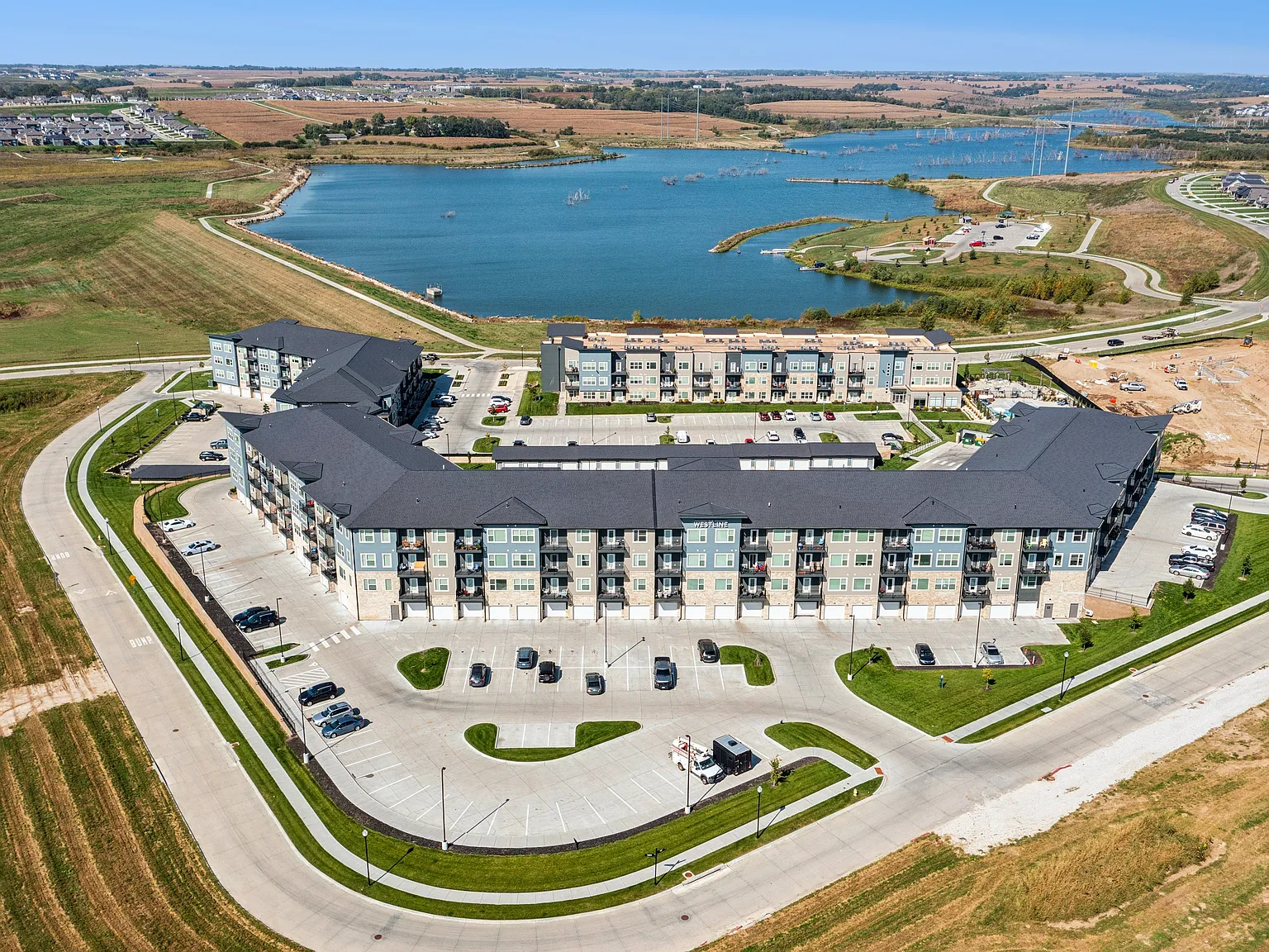 Westline at Flanagan Lake — Photo 1