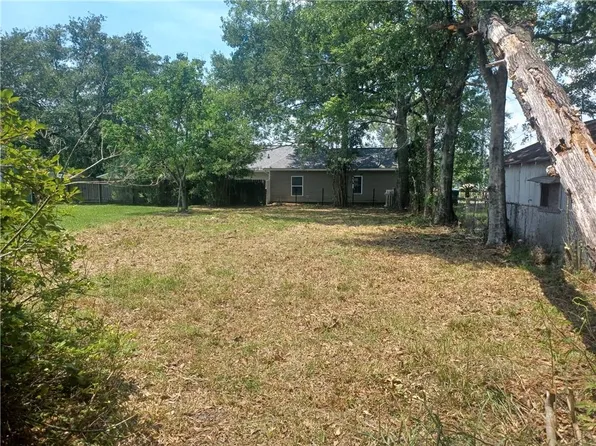 231 N 3rd St, Ponchatoula, LA 70454