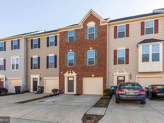 4th image of 104 Spring Park Ln