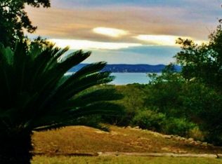 216 Riedel Ln, Canyon Lake, TX 78133