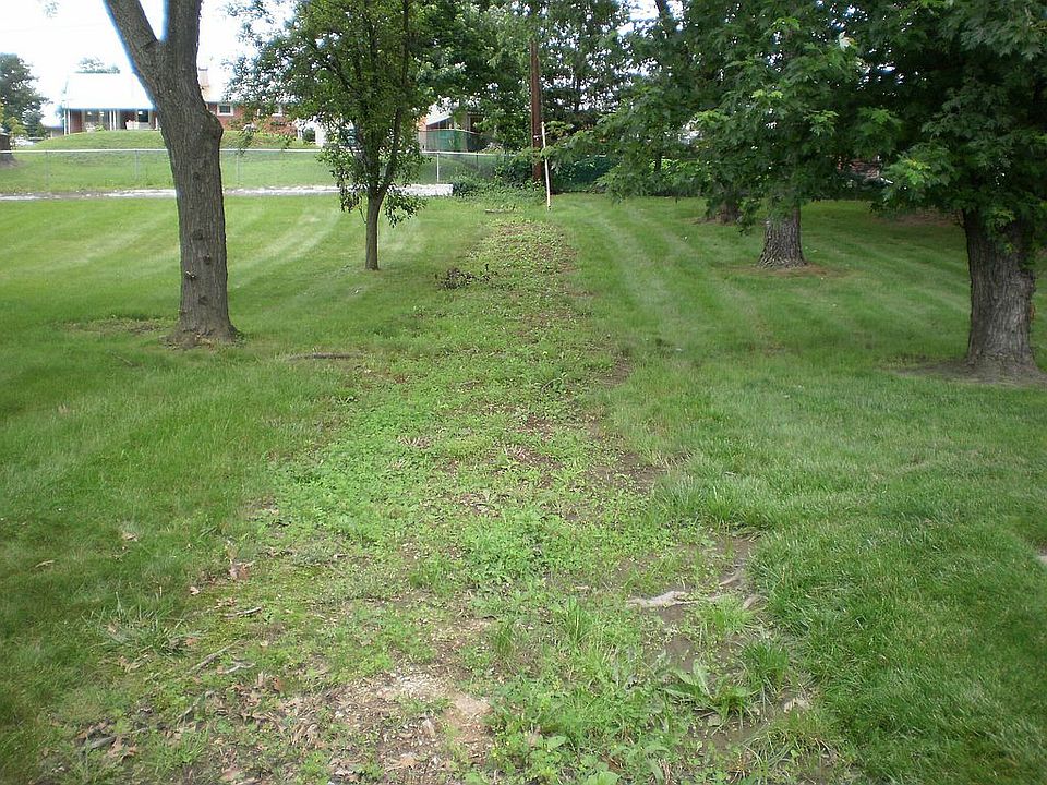 2nd image of 1605 Burnfield Rd