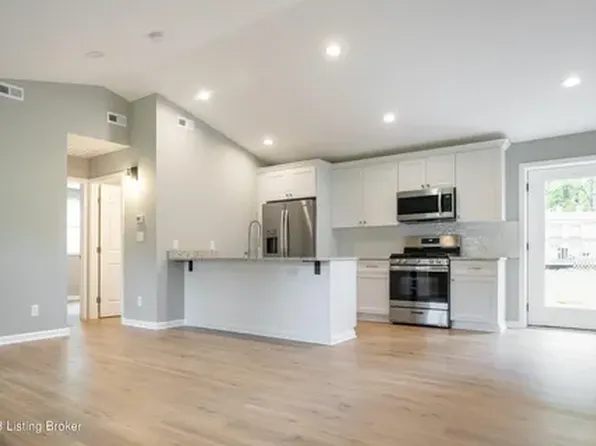 4510 Miles Ln, Louisville, KY 40219