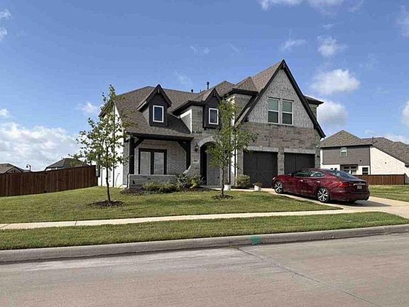 4th image of 1907 Huron Dr