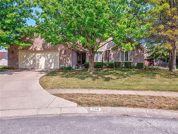 2nd image of 358 Country Woods Dr