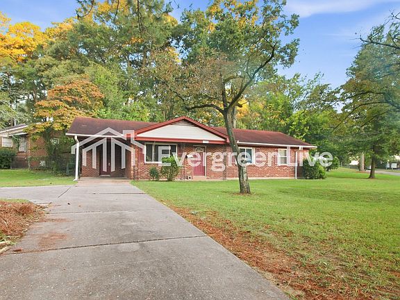 2nd image of 109 Holliday Dr
