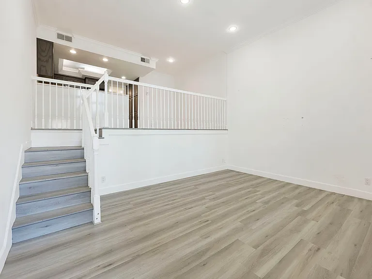 23401 Park Sorrento #45 — Photo 2